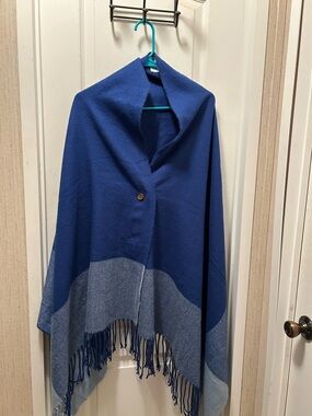 NYC Blue Two-Tone Fringe Cape